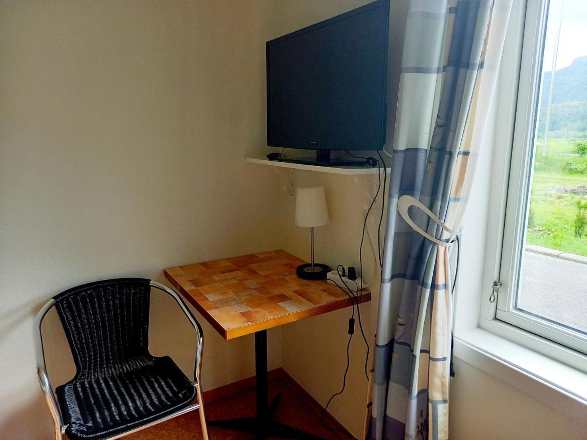Готель Vikedal Relax Center Екстер'єр фото
