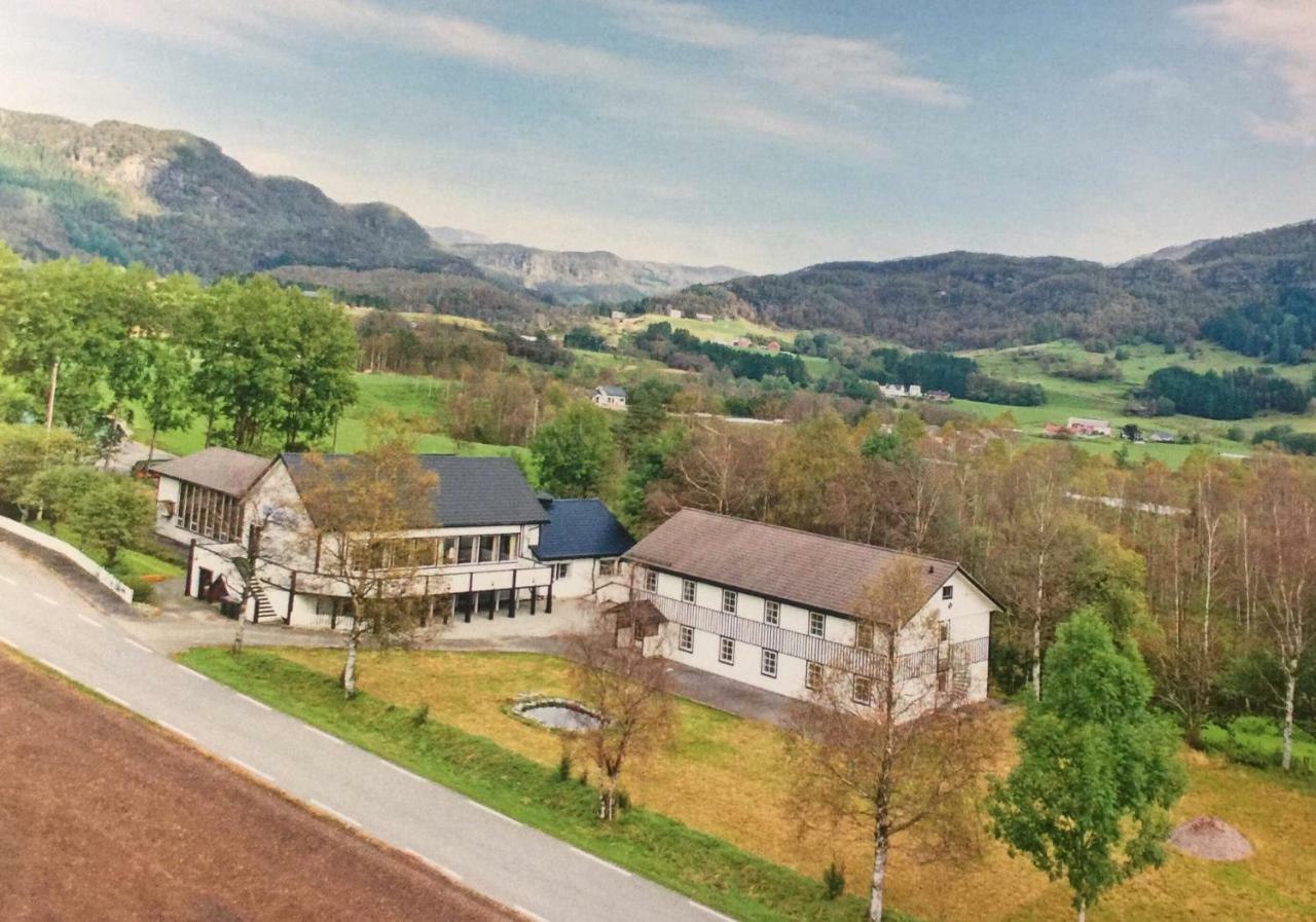 Готель Vikedal Relax Center Екстер'єр фото